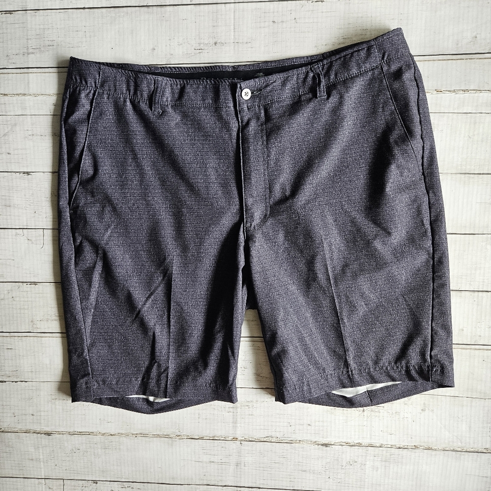 Pebble Beach Golf‎ Shorts Men’s 40 Gray Micro-Check Stretch